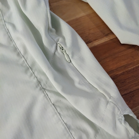 Columbia light green button up - Picture 7 of 7